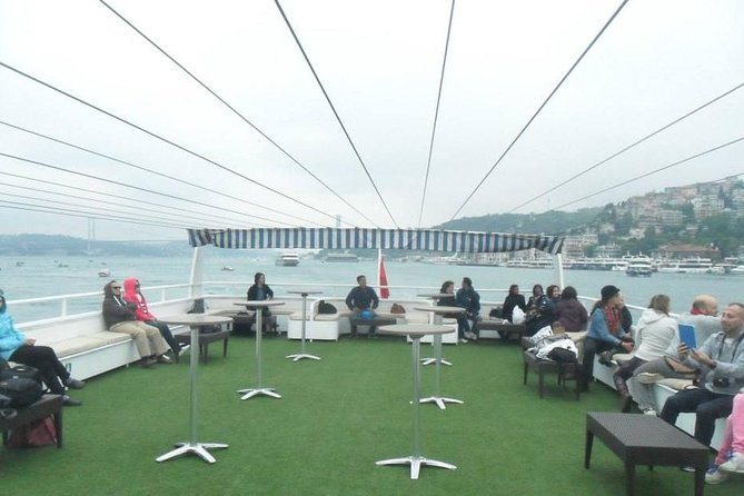Short Guided Bosphorus and Golden Horn Boat Tour - Dolmabahçe Palace viewpoint stop, fast palace energy on the water