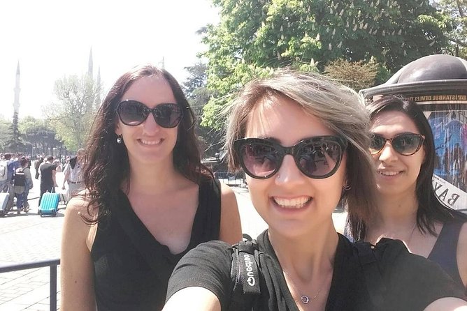 SKIP-THE-LINE: Treasures of istanbul w/LUNCH - Topkapi Palace, or Basilica Cistern on Tuesdays