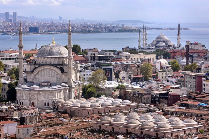 Small Group Full-Day Istanbul Tour: Old City, Asian Side & Lunch - Blue Mosque timing, tiles, and what happens on Fridays