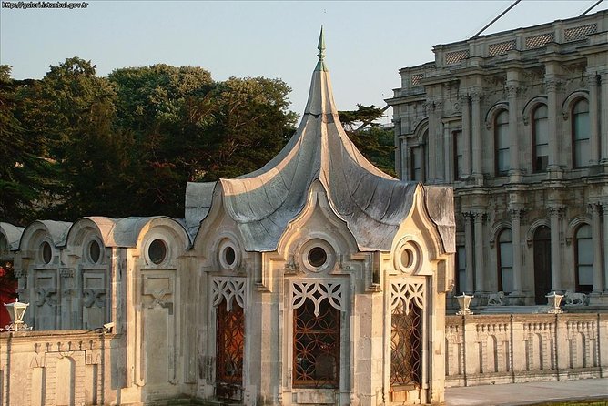 Small Group Full-Day Istanbul Tour: Old City, Asian Side & Lunch - Lunch by the schedule: 3 courses, beverages on your own