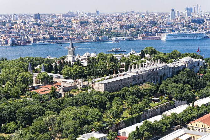 Small Group: Hagia Sophia Tickets Included Best of Istanbul Tour - Blue Mosque plus Küçük Ayasofya: short stops with story payoff