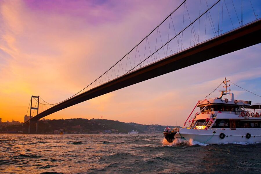 Sunset Cruise Bosphorus and Golden Horn River - How the Bosphorus and Golden Horn Cruise Gives You Istanbul in One Shot