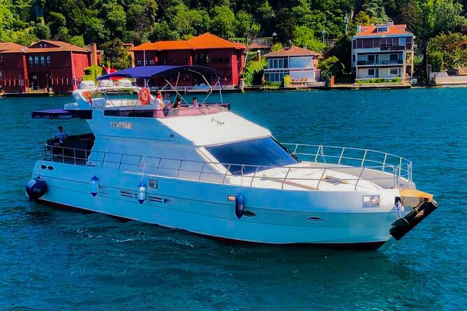 Sunset / Noon Bosphorus Cruise by Private Yacht - Maiden’s Tower and the Hagia Sophia area from the waterline