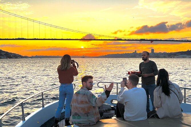 Sunset or Daytime Istanbul Guided Luxury Yacht Cruise with Snacks - How This 2-Hour Yacht Cruise Lets You See Both Sides