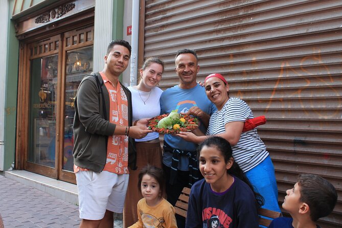 Taste of Istanbul - Food & Culture - Merdivenli Yokus Evleri: stairs, houses, and friendly local kids