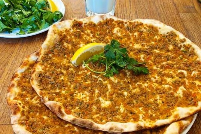Taste of İstanbul Food Tour on Two Continents: in Europe & Asia - Key moments worth circling