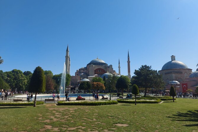 The Must See Old City Tour in Istanbul - Blue Mosque Highlights in 20 Minutes, Without Losing the Plot