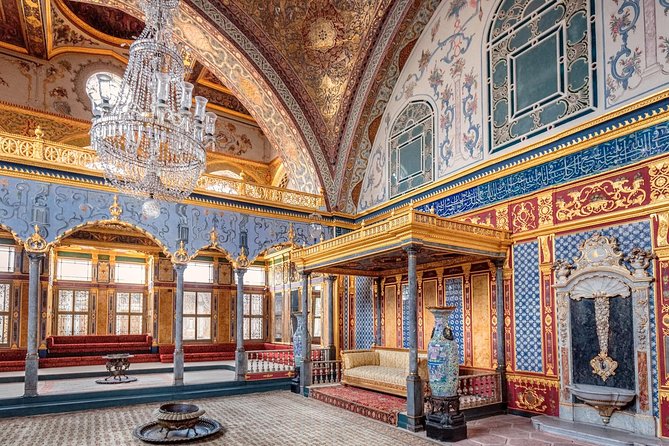 Topkapi Palace Skip-The-Line Entry with Guided Tour - Guides Make or Break the Tour, and You Can Feel That Fast
