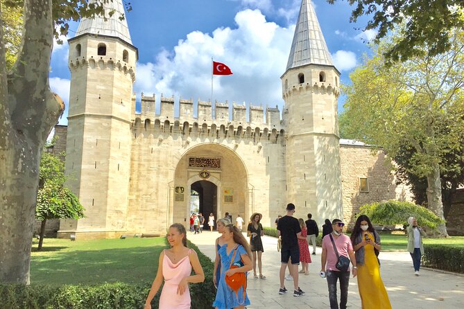 Topkapi Palace with Harem and Blue Mosque Guided Tour - Why the Blue Mosque and Topkapi combo makes sense