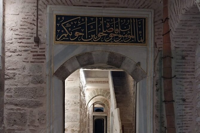 Topkapi Palace with Harem Walking Tour with Guide - Ticket Reality Check: What You Pay for, What You Must Still Buy