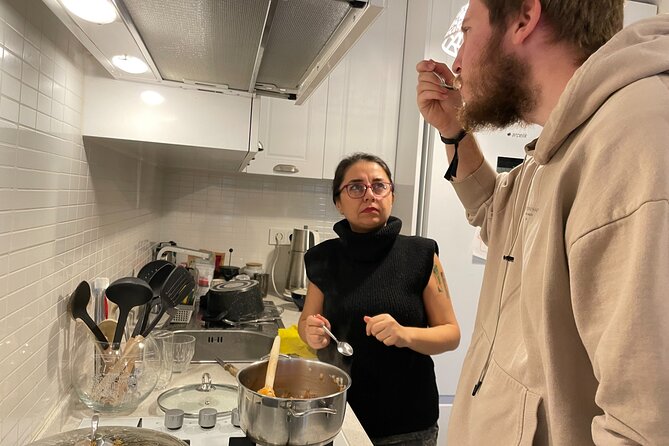 Traditional Home Cooking with a Local in İstanbul City Center - Who This Istanbul Home Cooking Class Is Best For