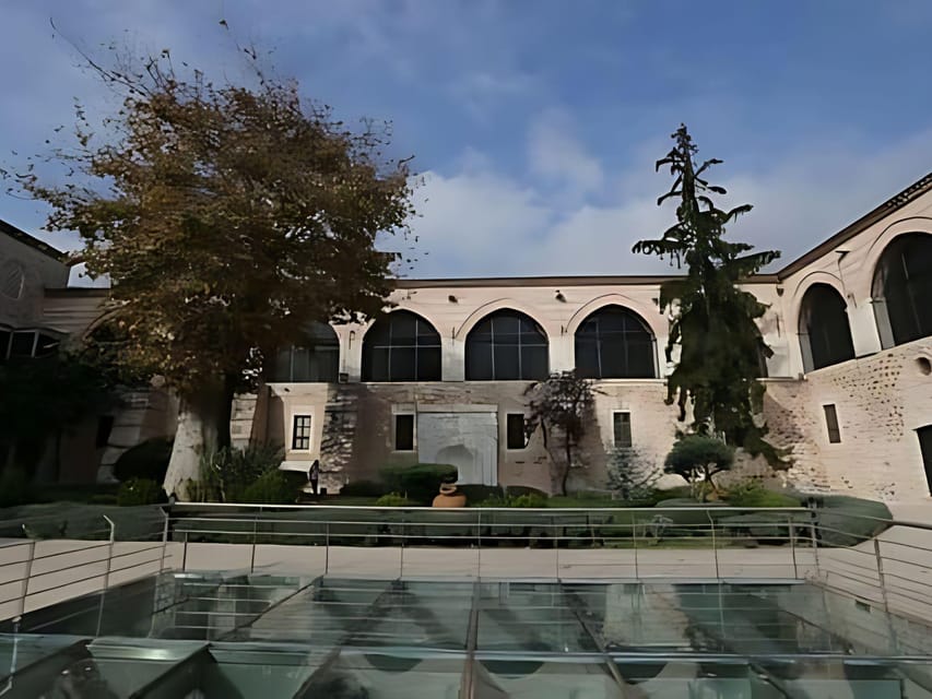 Turkish and Islamic Arts Museum: Entry Ticket & Audio Guide - How the 25-Language Audio Guide Works With Your Pace