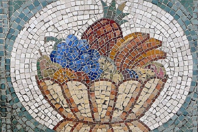 Turkish Cuisine, Food, and History - Why this Istanbul tour ties Turkish cuisine to palace walls
