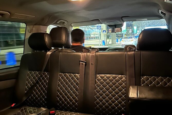 Vip Airport Transfer to/from Istanbul City Center - Local suggestions during the ride, plus possible add-ons