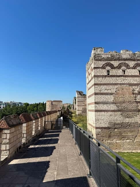 Walls of Contantinople and Blachernea Palace Tour - Stop 1 to Stop 3: Ottoman Fortress and Yedikule Hisarı Müzesi